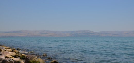 Co to są listy apostolskie? Kluczowe dokumenty Kościoła