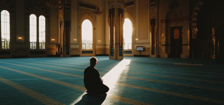 Modlitwy do Anioła Stróża: Krótkie i długie teksty