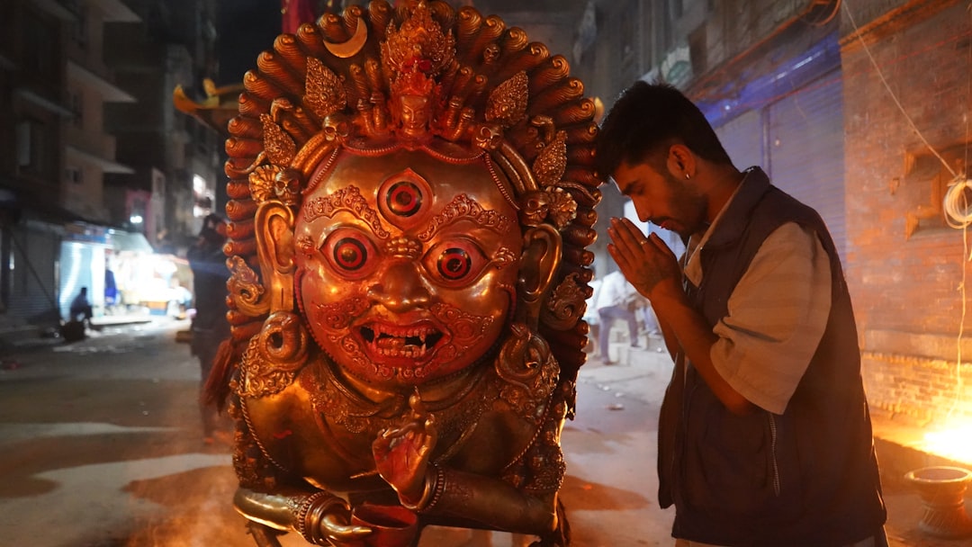 Modlitwa do św. Michała Archanioła - jak i kiedy się modlić?